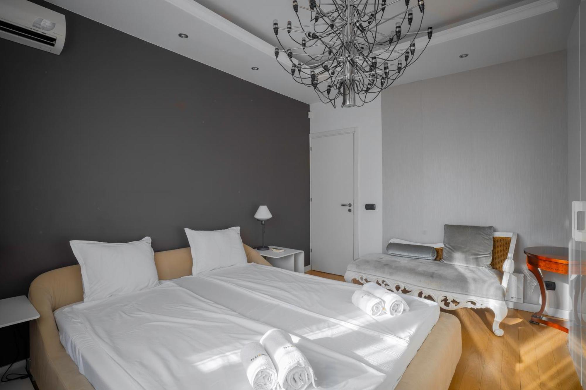 Apartment Central Luxurious 2 Bd Flat Near Ndk *