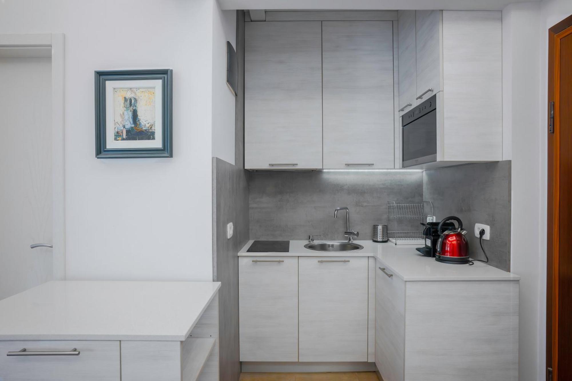 Apartment Central Luxurious 2 Bd Flat Near Ndk Sofia